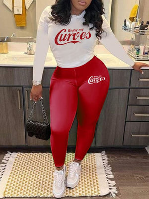 Set aus T-Shirt und Hose mit Logo