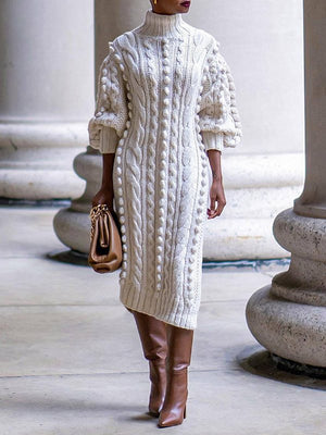 Rollkragen-Strickkleid