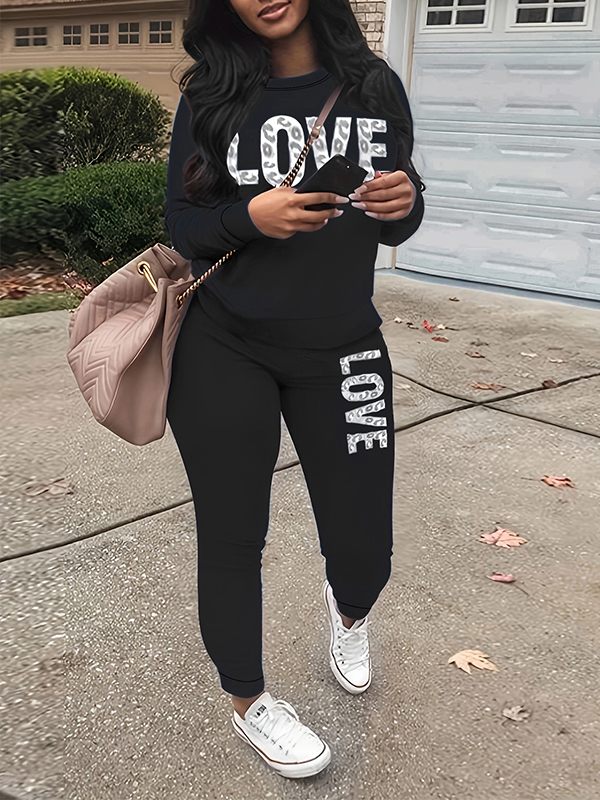 LOVE Sweatshirt- und Hosen-Set