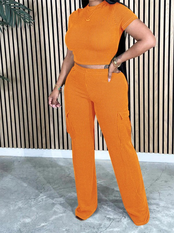 Ensemble t-shirt uni et pantalon cargo Indiebeautie
