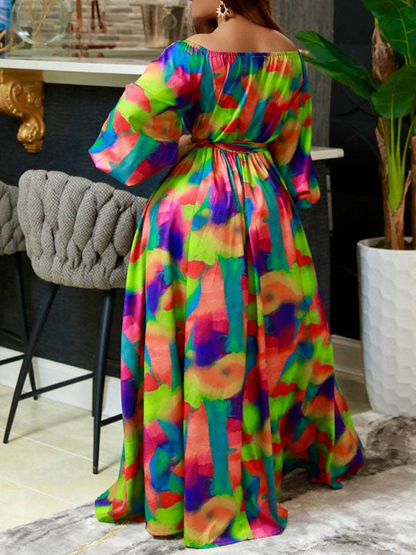 Bedrucktes, schulterfreies Kleid zum Binden