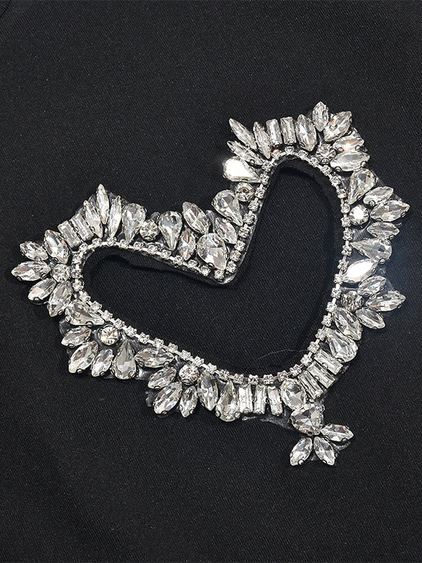 T-shirt clouté en forme de cœur