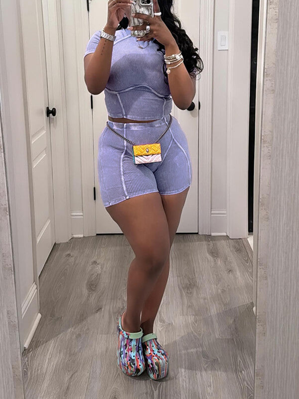 Ensemble t-shirt et short côtelés