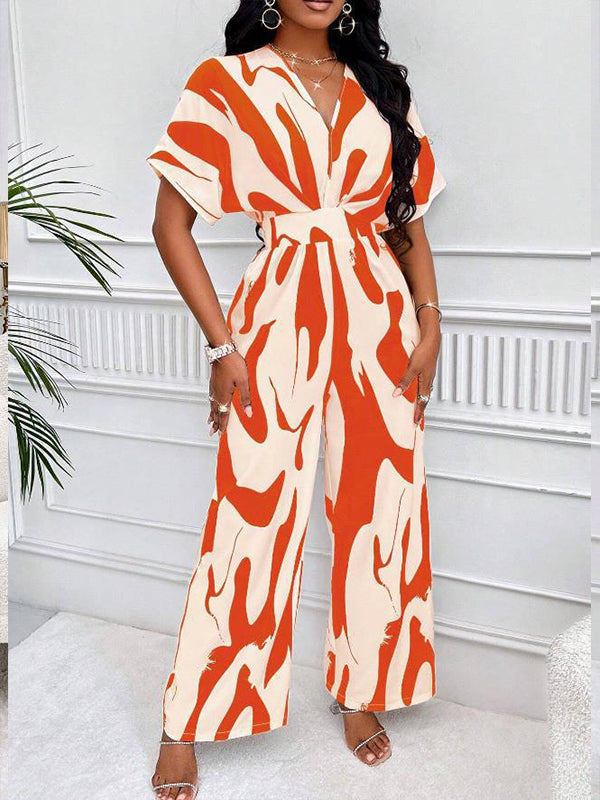 Bedruckter Jumpsuit mit V-Ausschnitt und weitem Bein