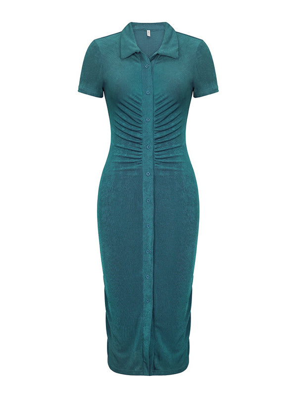 Einfarbiges Kleid mit Knopfleiste vorne und Rüschen