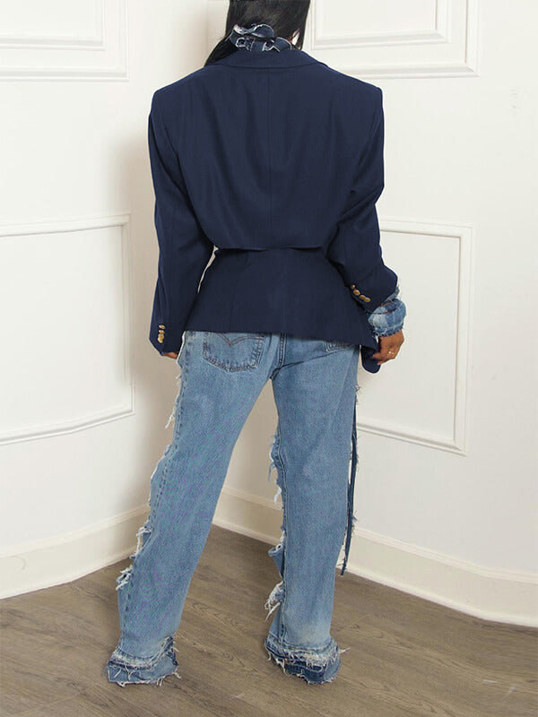 Set aus einfarbigem Blazer und gebundenem Rock