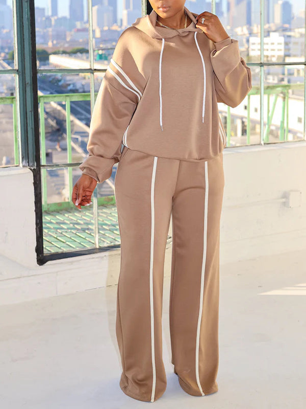 Gestreiftes Hoodie- und Hosenset