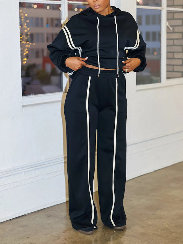 Gestreiftes Hoodie- und Hosenset