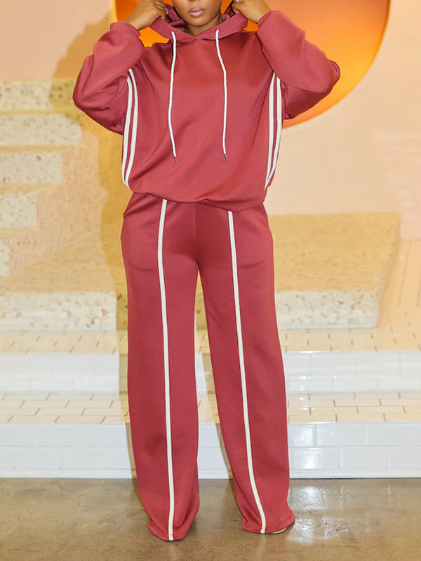 Gestreiftes Hoodie- und Hosenset