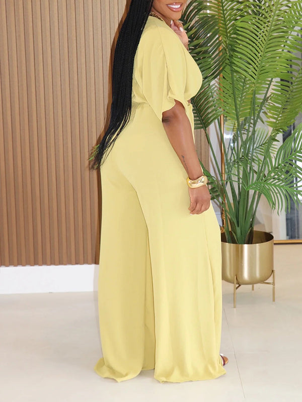 Set aus einfarbigem Oberteil mit V-Ausschnitt und Hose mit weitem Bein