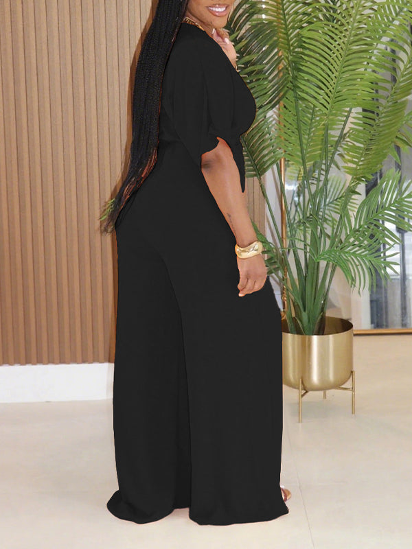 Set aus einfarbigem Oberteil mit V-Ausschnitt und Hose mit weitem Bein