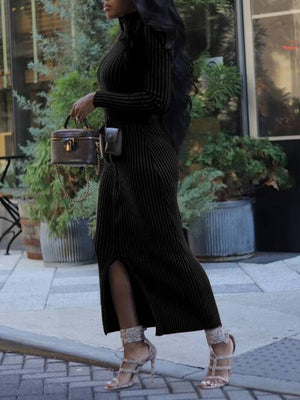 Robe côtelée zippée sur le devant