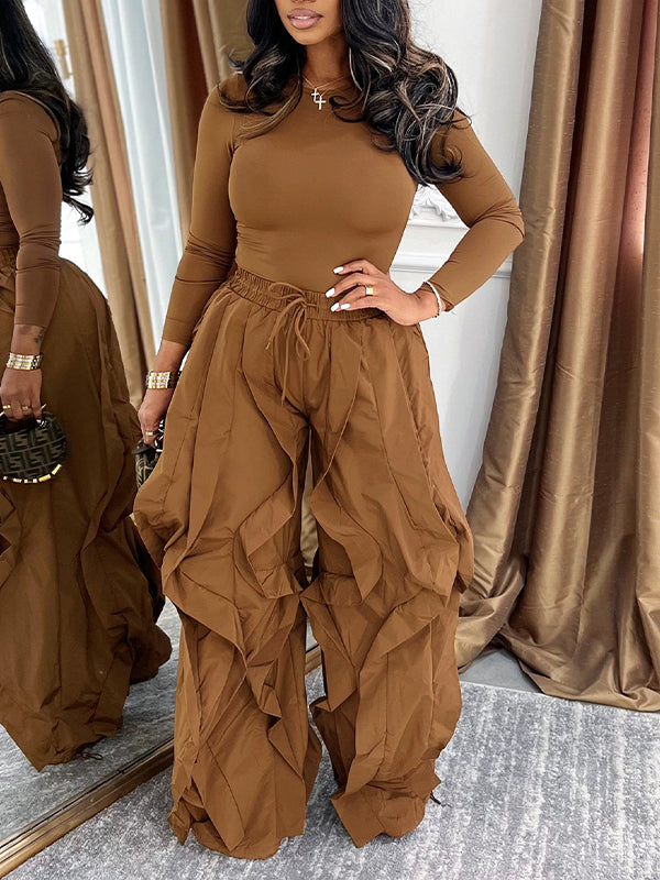 Solid Tee & Frilled Pants Set