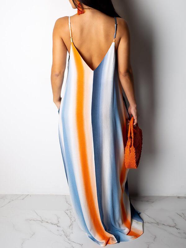 Gestreiftes Camisole-Kleid mit V-Ausschnitt