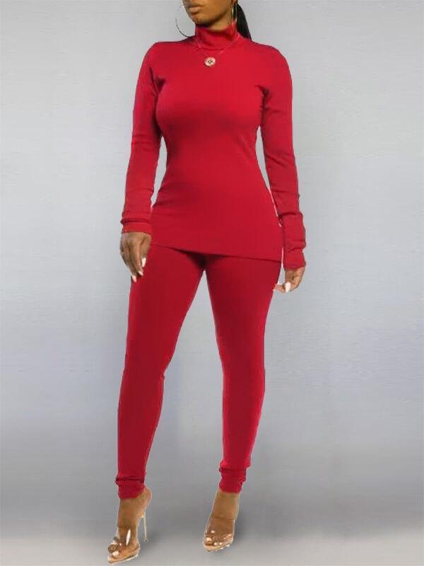 Ensemble haut à col roulé et pantalon uni