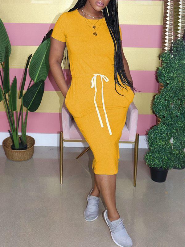T-Shirt-Kleid mit Kordelzug – Ausverkauf
