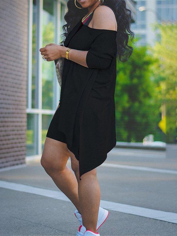 Set aus asymmetrischem Top und Bikershorts