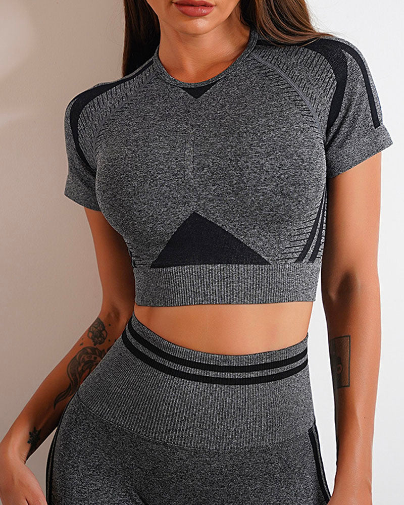 Match My Energy Set/ Top / Legging Short Sleeves Top Grey