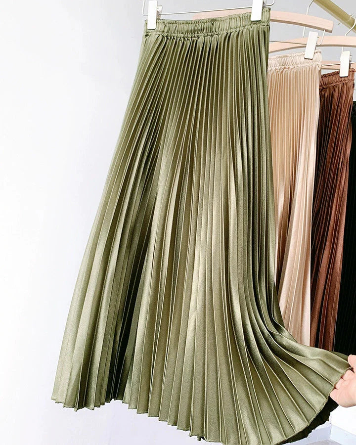 Satin pleated skirt Olive