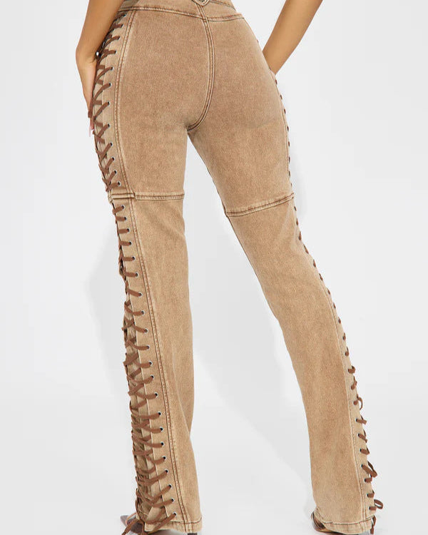 STAND OUT LACED UP JEANS