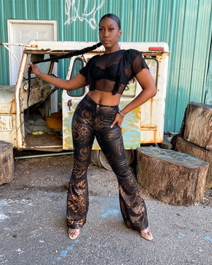 RISKY SNAKE PRINT FLARE JEANS