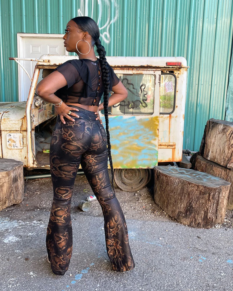 RISKY SNAKE PRINT FLARE JEANS