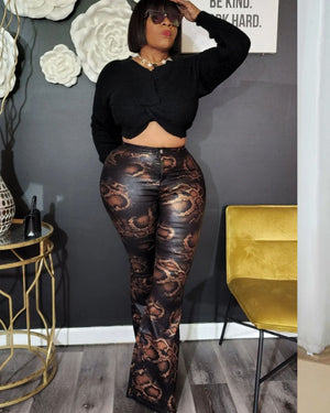 RISKY SNAKE PRINT FLARE JEANS