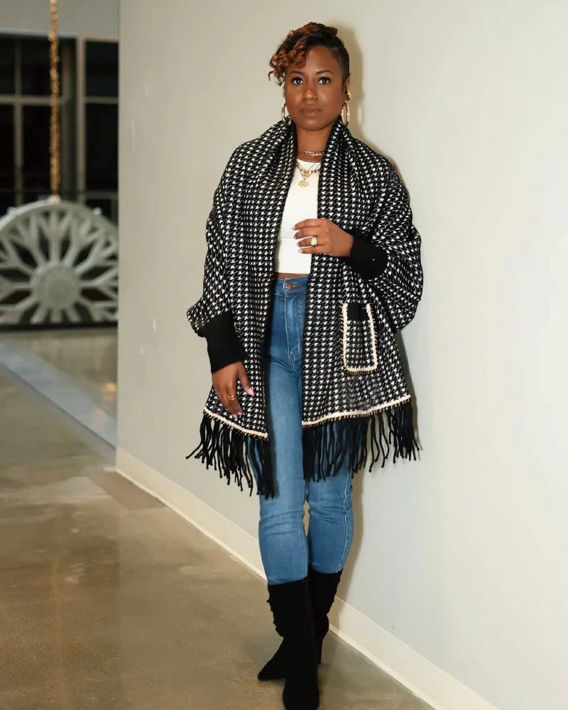 Rich Auntie Poncho Black One size fits to 2XL