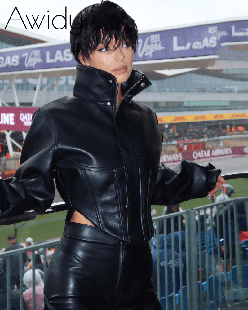 Shadow Ease Crop Jacket