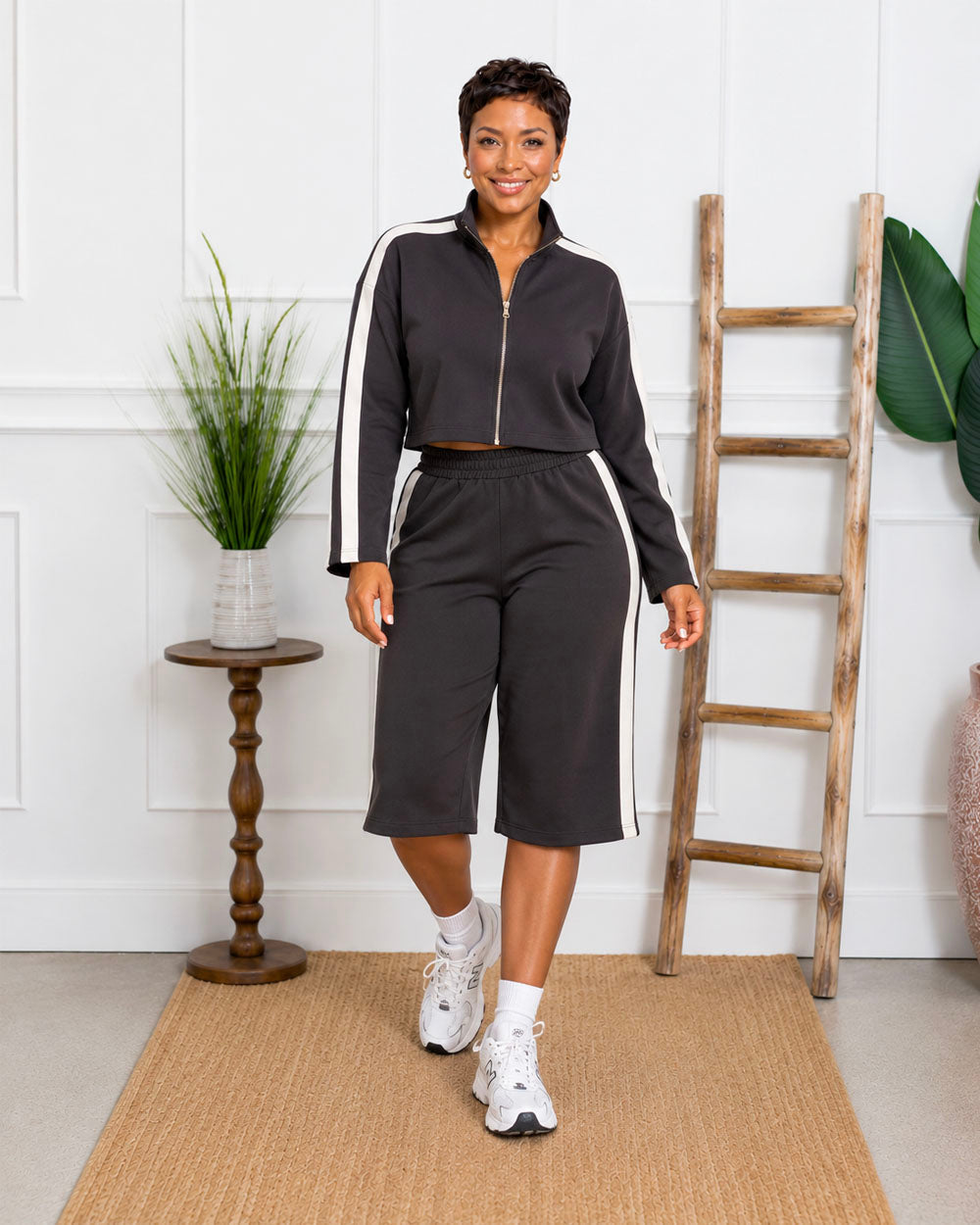 Track Record Zip-Up Capri Set