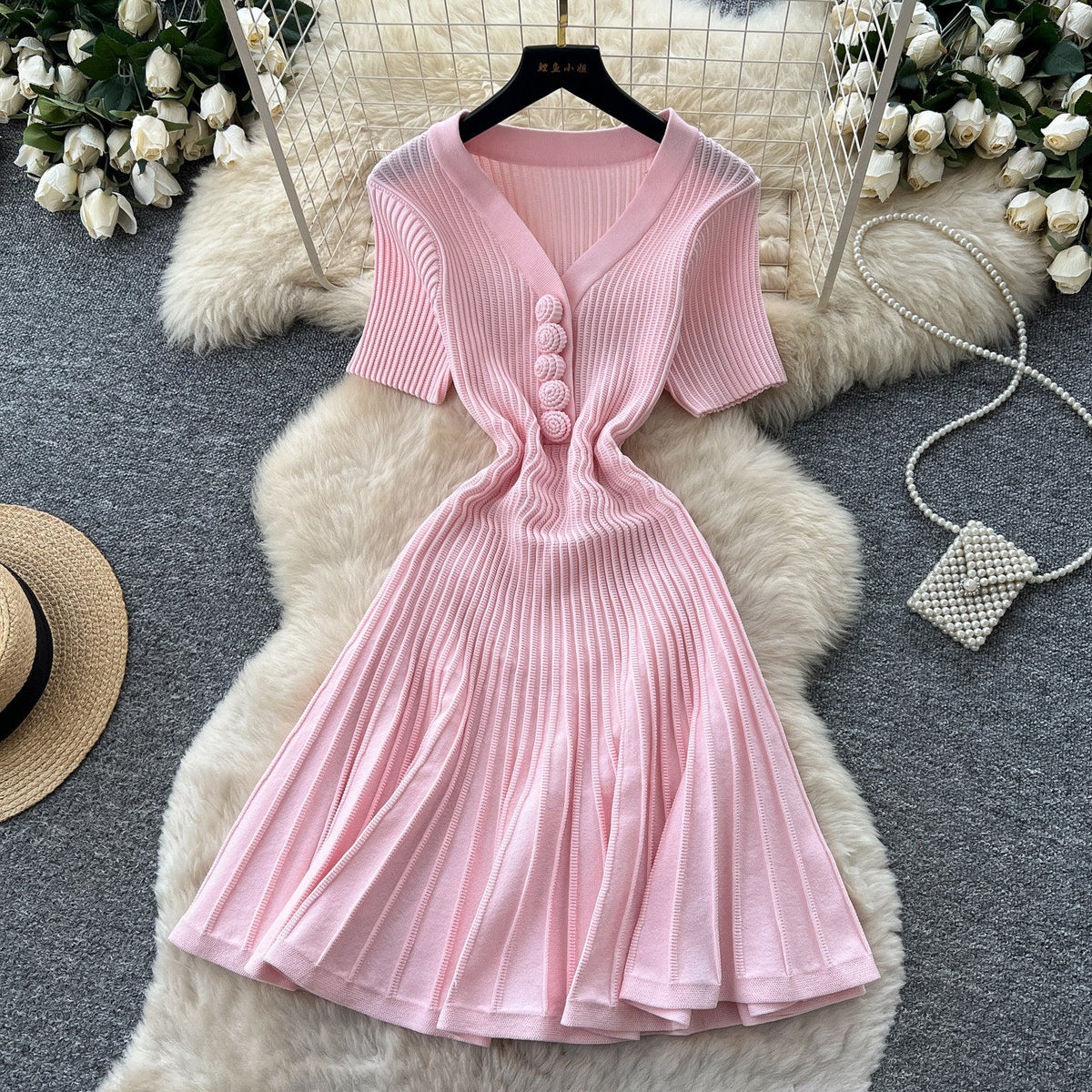 V-Neck Short Sleeve Knitted Dress for Casual Wear