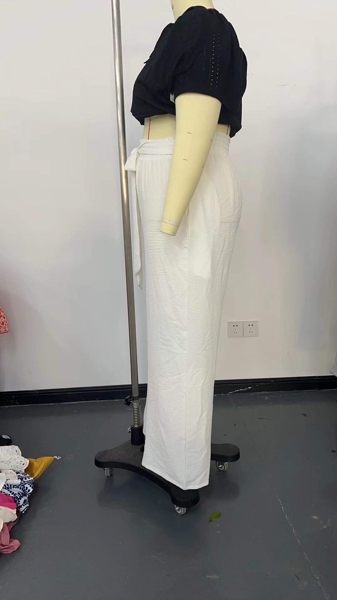 Plus Size Tie-Waist Wide-Leg Pants for Casual Wear