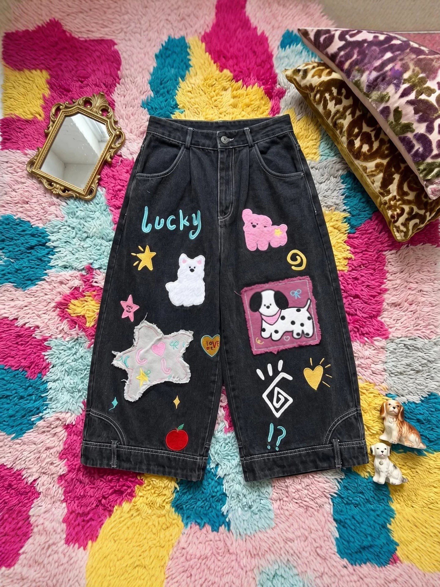 Puppy Cartoon Embroidered Capri Denim Pants for Casual Streetwear